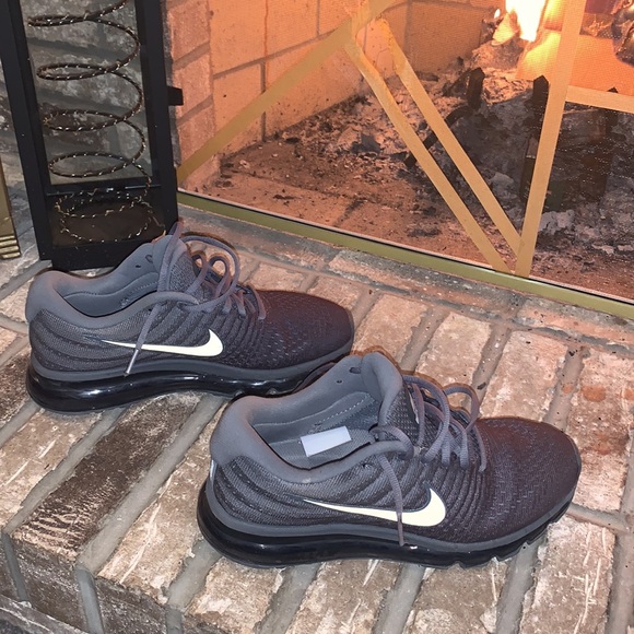 Nike Air Max 2017 - Picture 3 of 11